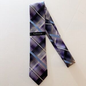 Van Heusen Tie
